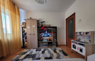 apartament-2-camere-decomandat-podu-ros-aleea-rozelor-4