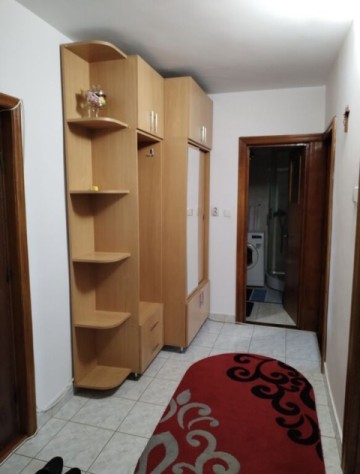 apartament-2-camere-de-inchiriat-zona-bulevard-pret-330-4