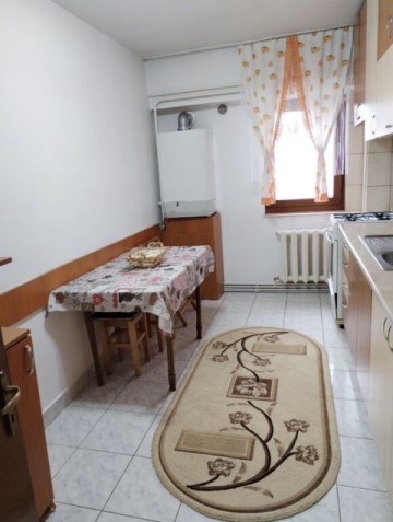 apartament-2-camere-de-inchiriat-zona-bulevard-pret-330-6