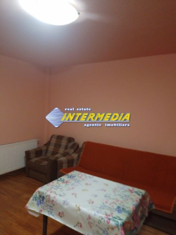 apartament-2-camere-etaj-1-de-inchiriat-centru-alba-iulia-mobilat-si-utilat-37