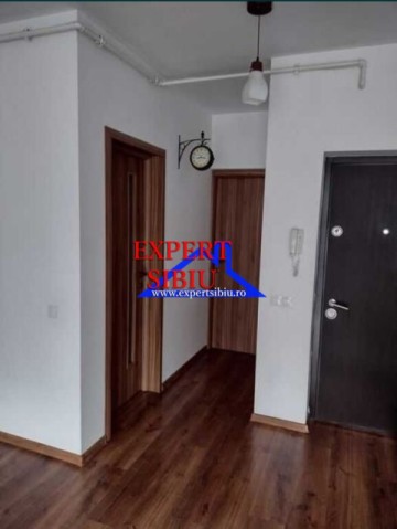 inchiriez-apartament-2-camere-recent-renovat-zona-selimbar-6