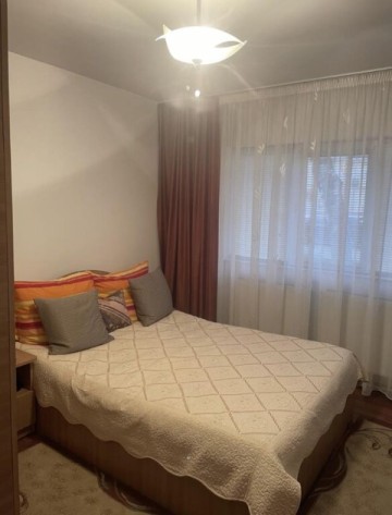 de-vanzare-apartament-2-camere-48-mp-zona-mall-67000-euro-1