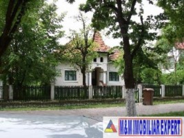 vila-stil-5-camere-teren-2000-mp-curtea-de-arges-1