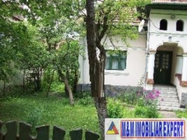vila-stil-5-camere-teren-2000-mp-curtea-de-arges-2