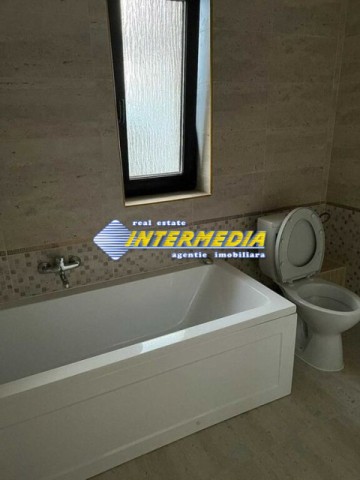 casa-noua-cu-4-camere-finisata-la-cheie-in-alba-iulia-cu-toate-utilitatile-si-asfalt-4