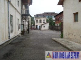 spatiu-comercial-de-inchiriat-in-campulung-muscel-oportunitate-pentru-afaceri-comerciale-13