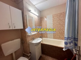 garsoniera-de-inchiriat-centru-alba-iulia-finisata-renovata-mobilata-si-utilata-complet-3