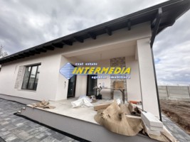 casa-cu-4-camere-finisata-la-cheie-de-vanzare-alba-iulia-cu-toate-utilitatiile-23