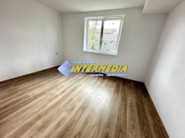 casa-noua-de-vanzare-cu-4-camere-finisata-la-cheie-cu-incalzire-in-pardoseala-in-alba-iulia-2