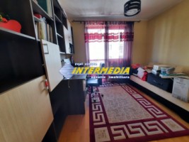 apartament-4-camere-de-vanzare-bloc-nou-scara-interioara-zona-cetate-piata-2