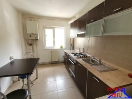 inchiriez-apartament-2-camere-decomandatzona-strand-7