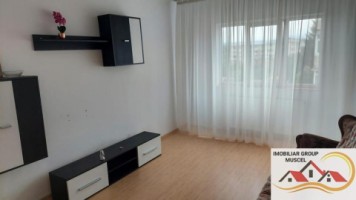 apartament-3-camere-etaj-3-de-inchiriat-grui-1000-ron