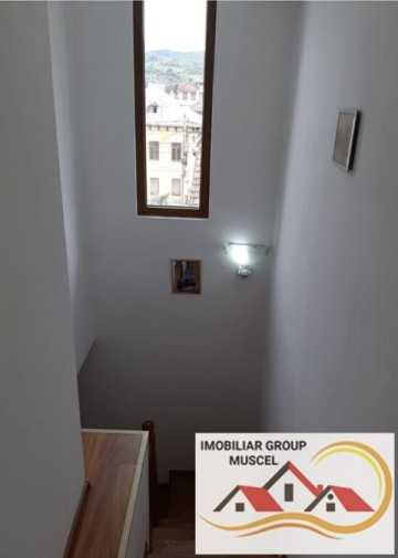 vila-5-camere-campulung-muscel-zona-centru-10