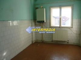 vanzare-apartament-4-camere-decomandat-etaj-1-1