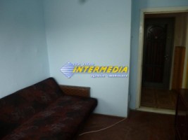 vanzare-apartament-4-camere-decomandat-etaj-1-10