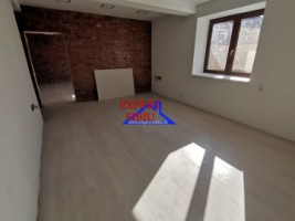 inchiriez-spatiu-birou-7-camere-decrecent-renovat180-mp-zona-centrala-4