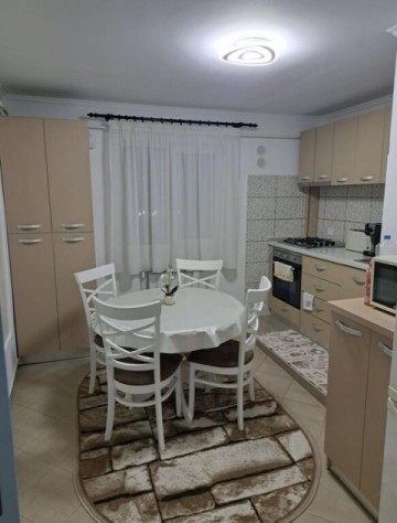 apartament-3-camere-zona-stejari-etaj-1-3