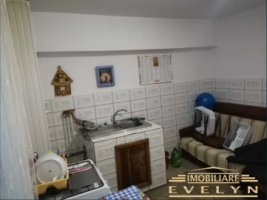 apartament-cu-4-camere-tip-decomandat-situat-in-zona-stadion-pret-81700-euro-negociabil-5