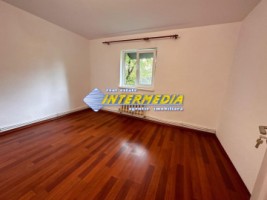 vanzare-apartament-2-camere-cu-bucatarie-mare-in-zona-cetate-closca-ocupabil-imediat-1