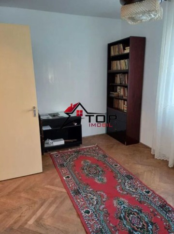 apartament-3-camere-semidecomandat-podu-ros-1001-articole-3