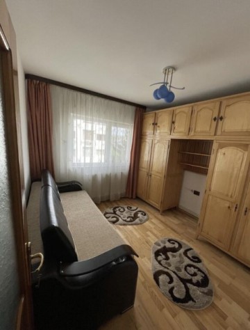 de-vanzare-apartament-2-camere-zona-bucovina-59900-euro-negociabil-2