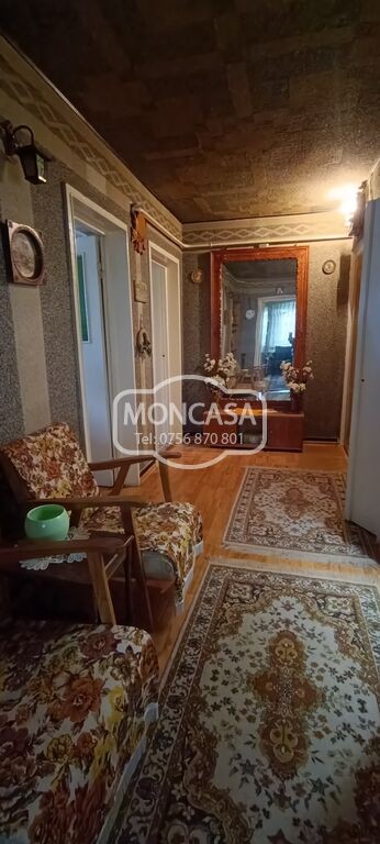 apartament-4-camere-zona-biserica-sf-dumitru-etaj-4-cu-sarpanta