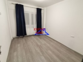 vand-apartament-4-camere-decomandatrecent-renovatzona-vasile-aaron-5