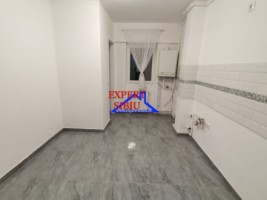 vand-apartament-4-camere-decomandatrecent-renovatzona-vasile-aaron-9