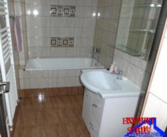 inchiriez-apartament-3-camere-decomandat-renovatzona-mihai-viteazul-6