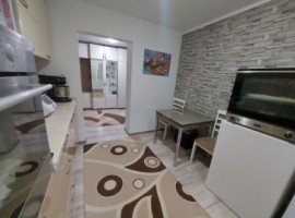 apartament-3-camere-zona-piata-mare-2