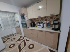 apartament-3-camere-zona-piata-mare-6