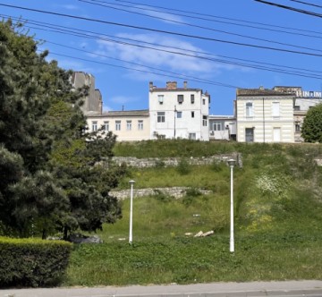 proprietate-exceptionala-12-vila-in-centrul-istoric-al-constantei-pretabil-locuinta-birouri-sau-ambele-3-intrari-separate-2