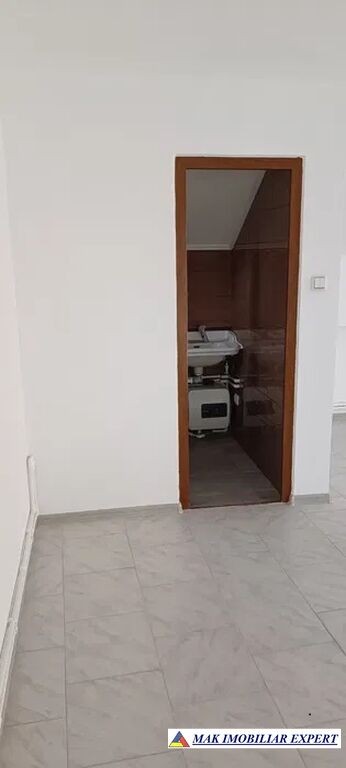 dec-2025-spatiu-comercial-75-mp-campulung-8