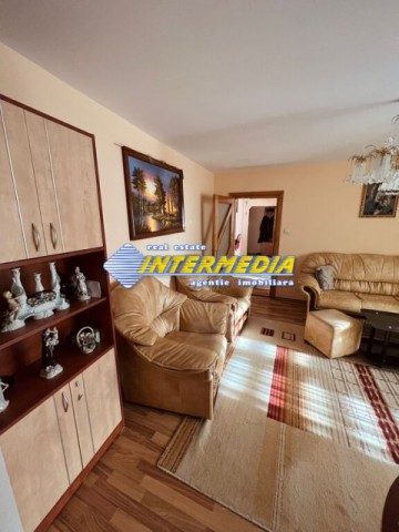 apartament-3-camere-de-vanzare-in-alba-iulia-zona-cetate-mobilat-si-utilat-12