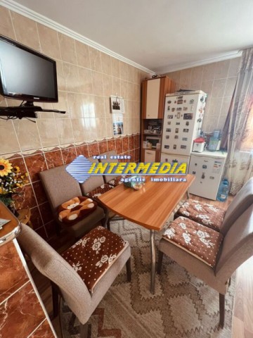 apartament-3-camere-de-vanzare-in-alba-iulia-zona-cetate-mobilat-si-utilat-15