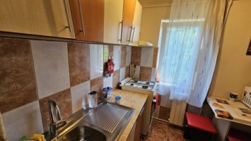 nord-nichita-stanescu-cubulet-2camdec-renovat-46500-euro-1