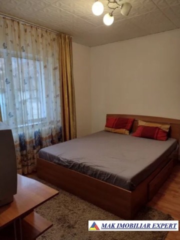 vandut-apartament-2-camere-cf-1-et-p4-campulung-3