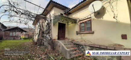 casa-4-camere-teren-854-mp-domnesti-2