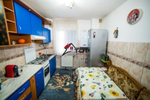 apartament-3-camere-decomandat-podu-ros-sens-giratoriu-2