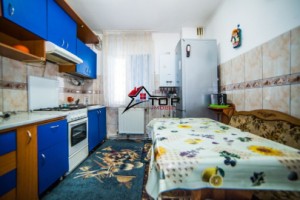 apartament-3-camere-decomandat-podu-ros-sens-giratoriu-8