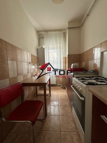 inchiriere-apartament-cu-1-camera-pacurari-1