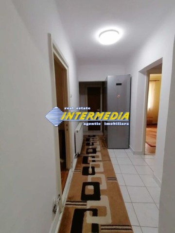 vanzare-apartament-4-camere-2-bai-pivnita-si-parcare-alba-iulia-cetate-closca