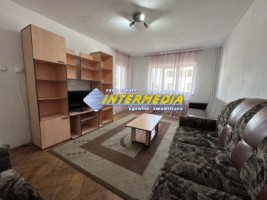apartament-3-camere-de-inchiriat-etaj-1-alba-iulia-zona-cetate-mobilat-complet-1