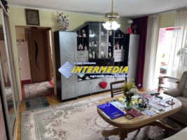 apartament-cu-3-camere-de-vanzare-etaj-1-zona-cetate-8