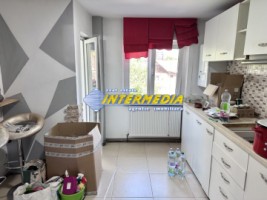 aparment-cu-3-camere-decomandat-de-vanzare-in-cetate-etaj-1-zona-sub-stadion-6