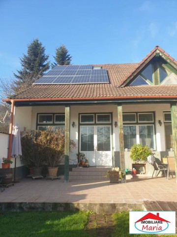 casa-centrala-demisol-parter-mansarda-teren-id-22468