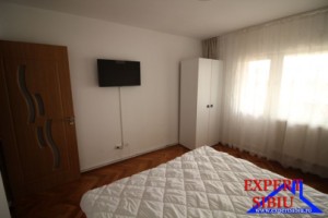 inchiriez-ap3-camere-decomandatrecent-renovatzona-garii-langa-mall-4