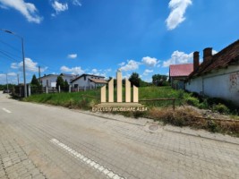 teren-intravilan-de-vanzare-partos