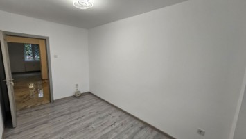 democratiei-cf1-dec-parter4-modern-renovat-68000-euro-14