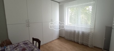 apartament-3-camere-zona-biserica-sf-dumitru-etaj-4-cu-sarpanta-3